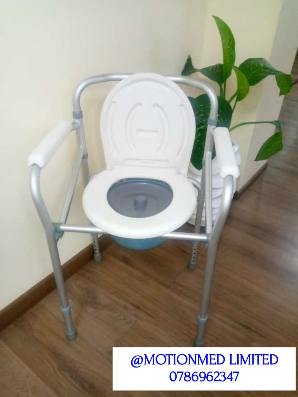 Commode Chair